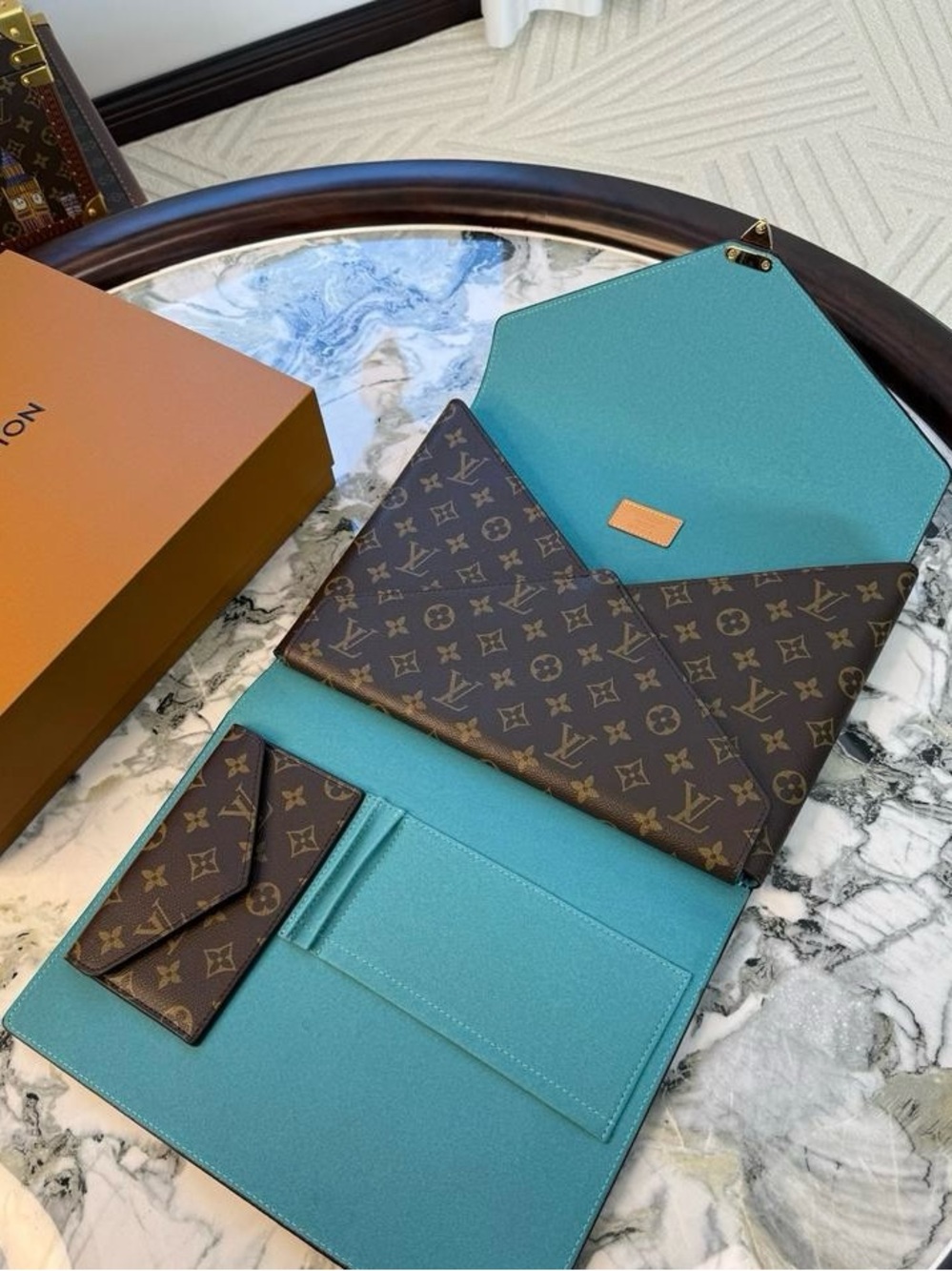 Louis Vuitton Brown Monogram Envelope Laptop Organizer - Picture 7 of 9